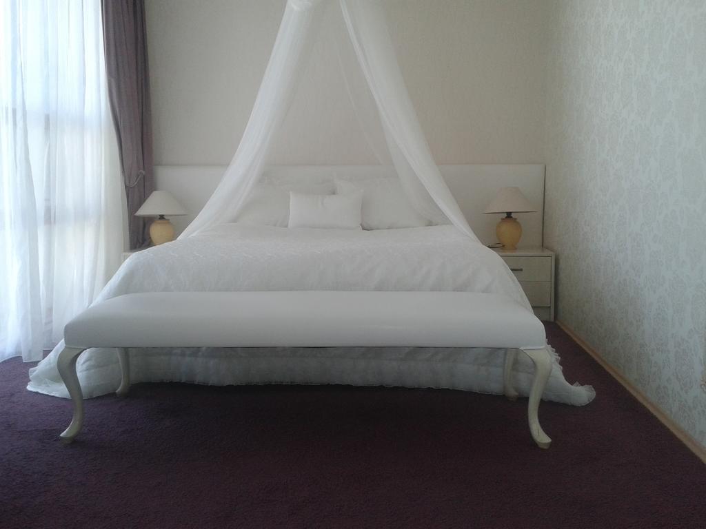 Teb Dora 4*